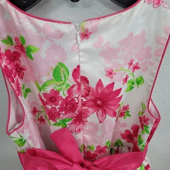 American Princess Valentines/Easter Floral Dress - Picture 8 of 11